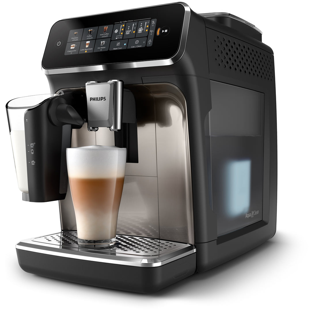 Philips EP3347/90 LatteGo superautomatic espresso machine with built-in milk frother and digital control panel.
