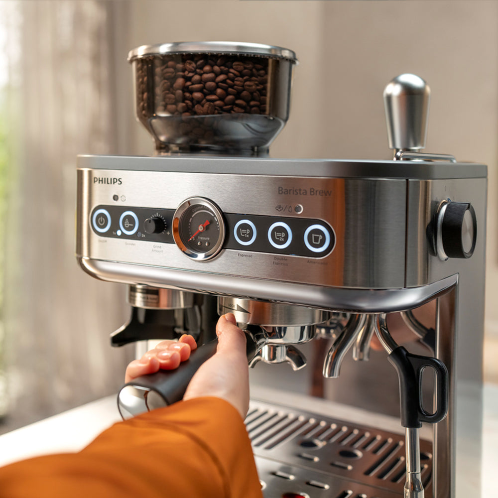 Philips PSA3228/01 Barista Brew Semi-automatic espresso machine Lifestuyle