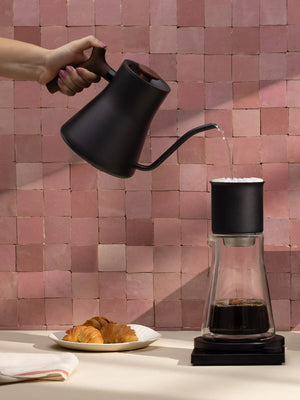 FELLOW Stagg EKG Pro Electric Pour Over Kettle - Espresso Canada