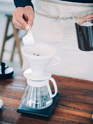 HARIO V60-02 Ceramic Dripper Set | White