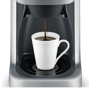 BDC650 Grind Control Drip Coffee Machine closeup of coffee