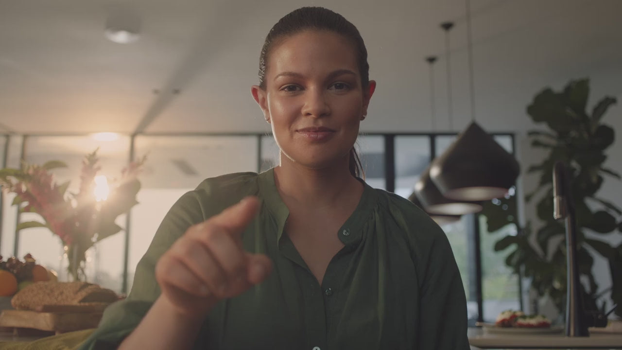 Breville Barista Express Impress Brushed Stainless Steel BES876 Introductory Video